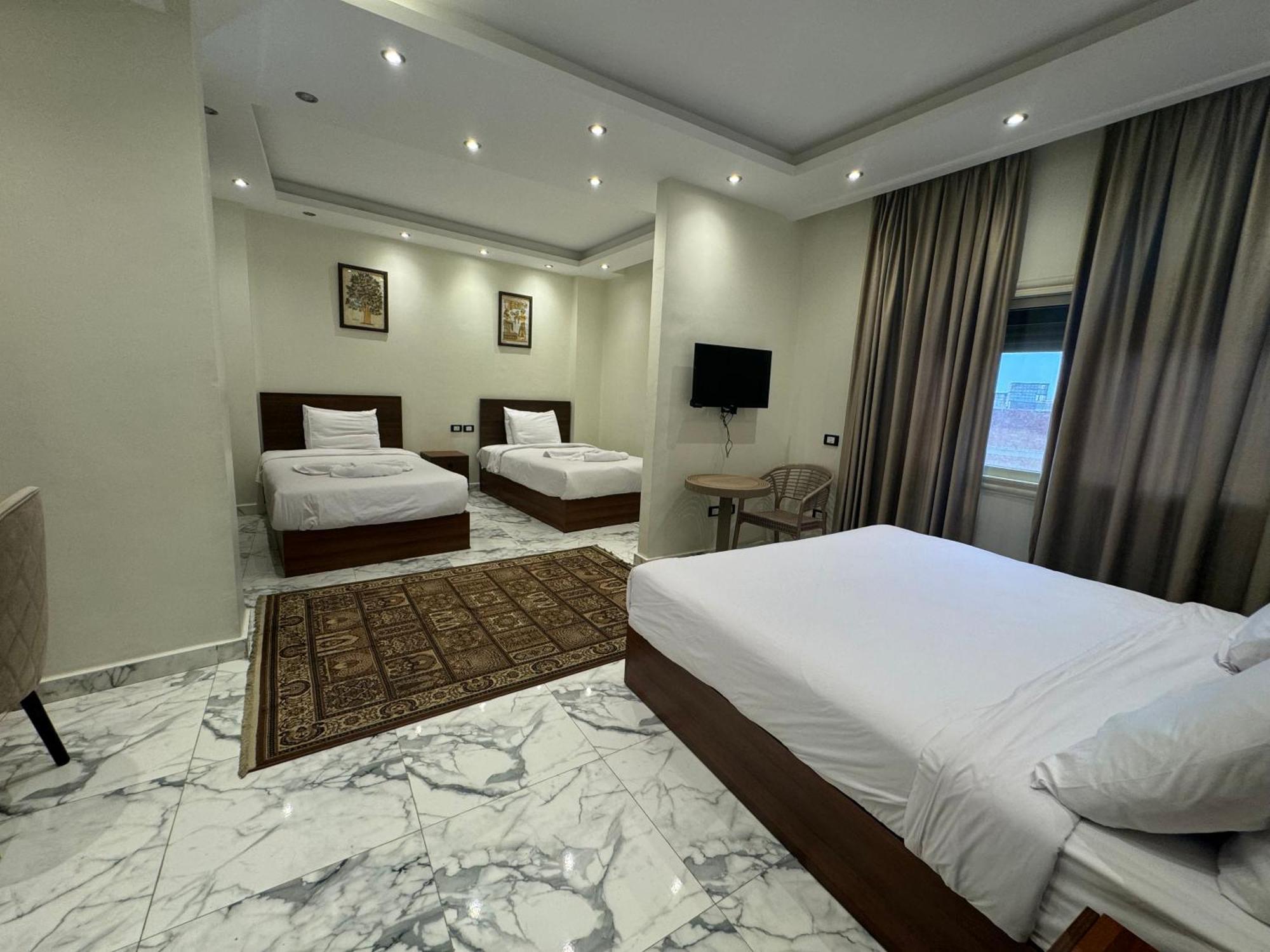 Unique Pyramids Boutique Inn Kafrat al Jabal Luaran gambar