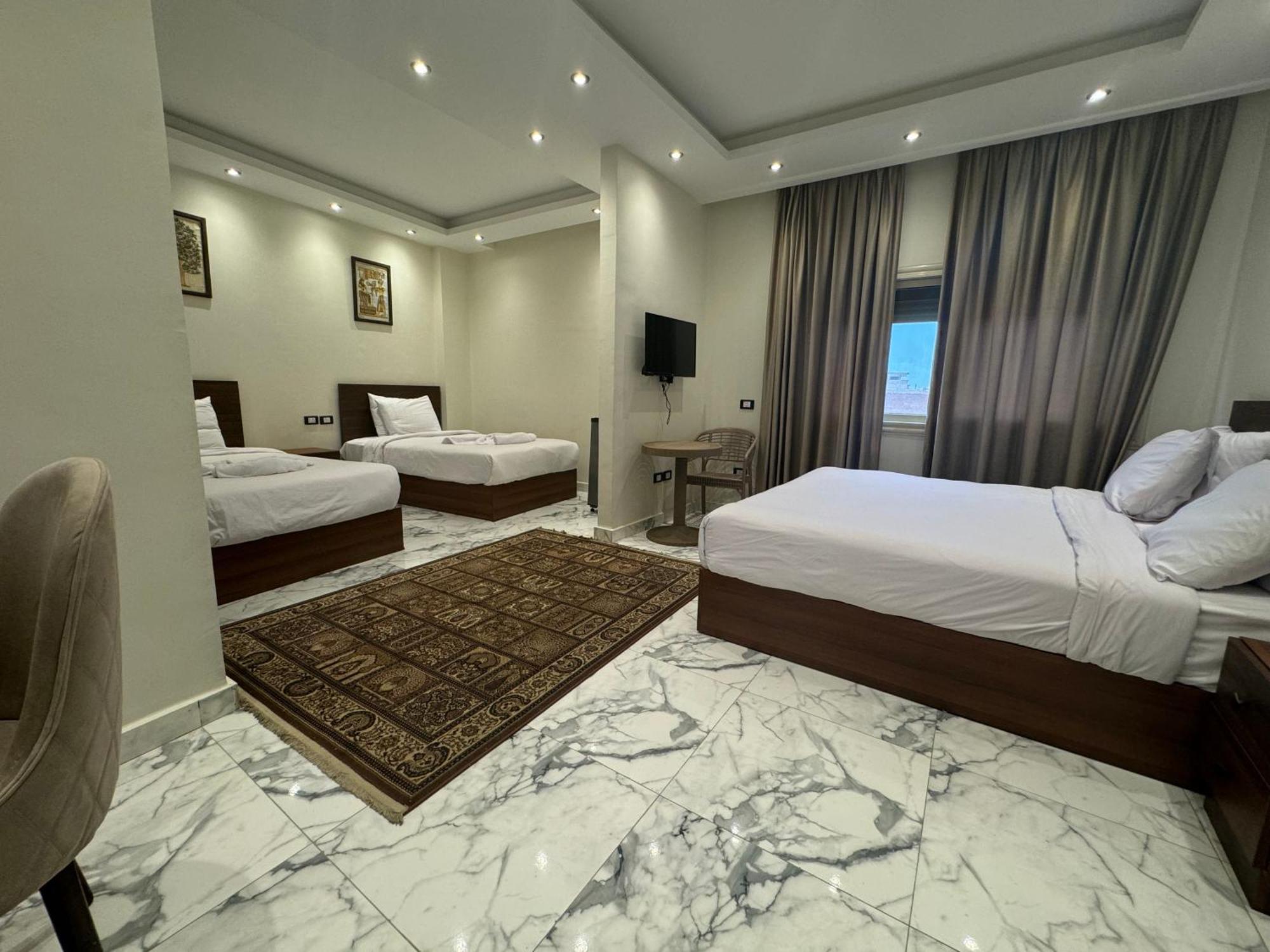 Unique Pyramids Boutique Inn Kafrat al Jabal Luaran gambar