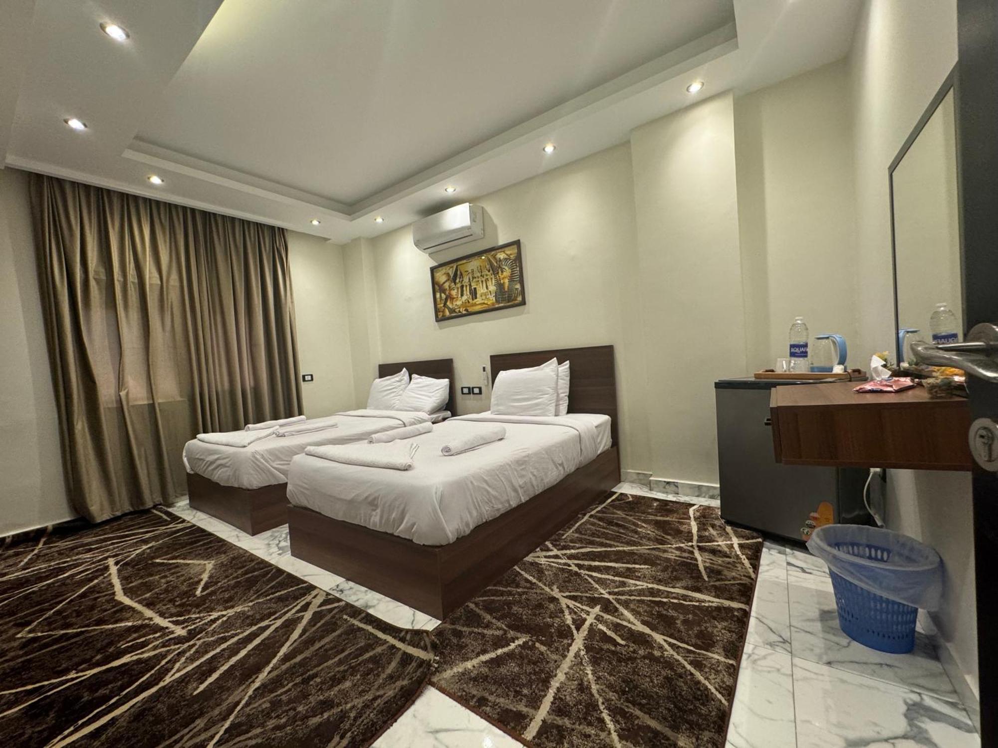 Unique Pyramids Boutique Inn Kafrat al Jabal Luaran gambar