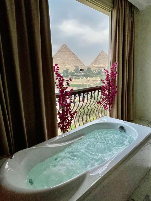 Unique Pyramids Boutique Inn Kafrat al Jabal Luaran gambar