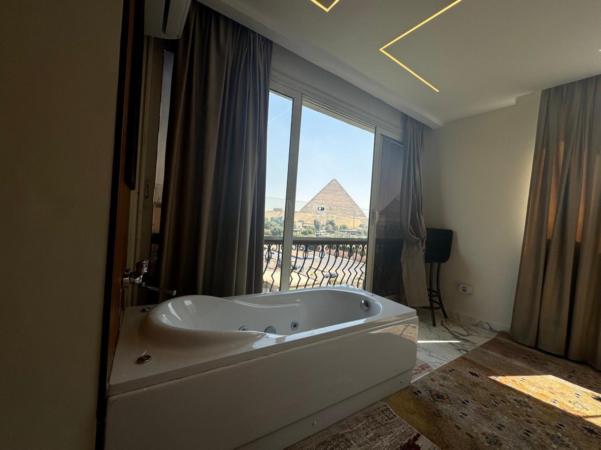 Unique Pyramids Boutique Inn Kafrat al Jabal Luaran gambar