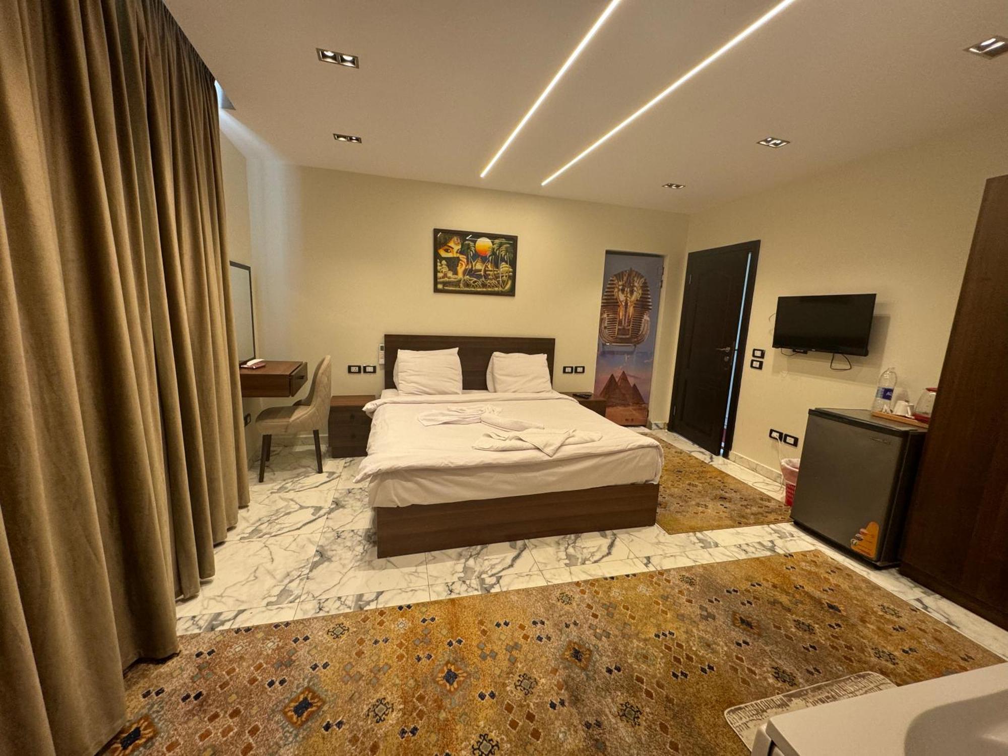 Unique Pyramids Boutique Inn Kafrat al Jabal Luaran gambar